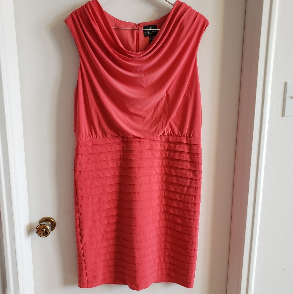 Adriana Pappel Coral Summer Event Dress Sleeveless Drop Scoop Neck Fitted Bottom